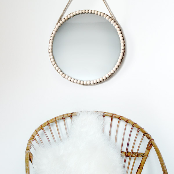 Specchio ovale in legno bianco da parete vintage incorniciato da appendere camera da letto rustico bagno specchi decorativi per la casa vanità soggiorno ingresso 60 x 40 cm